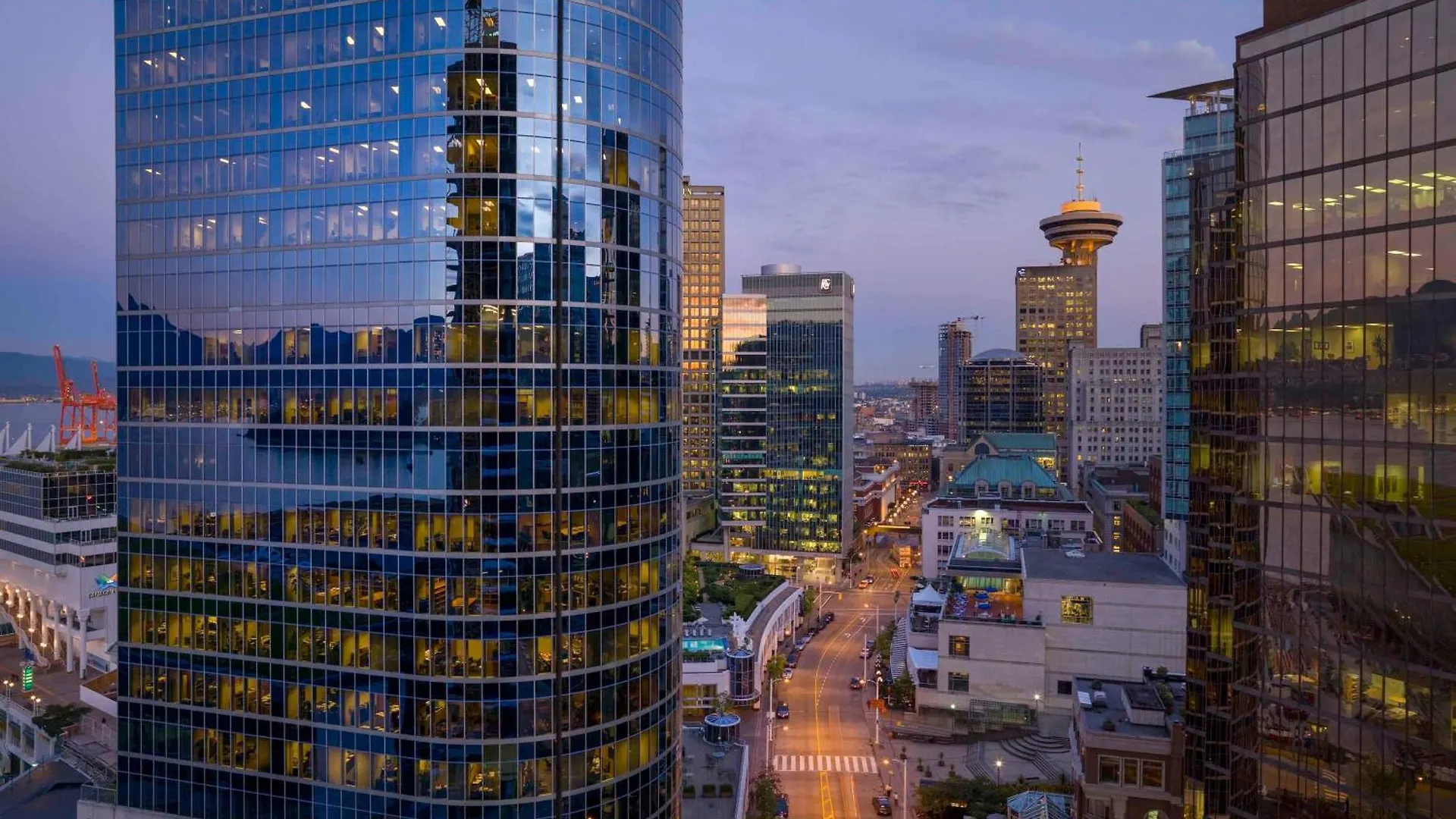 Hotel Fairmont Pacific Rim Vancouver 5*,
